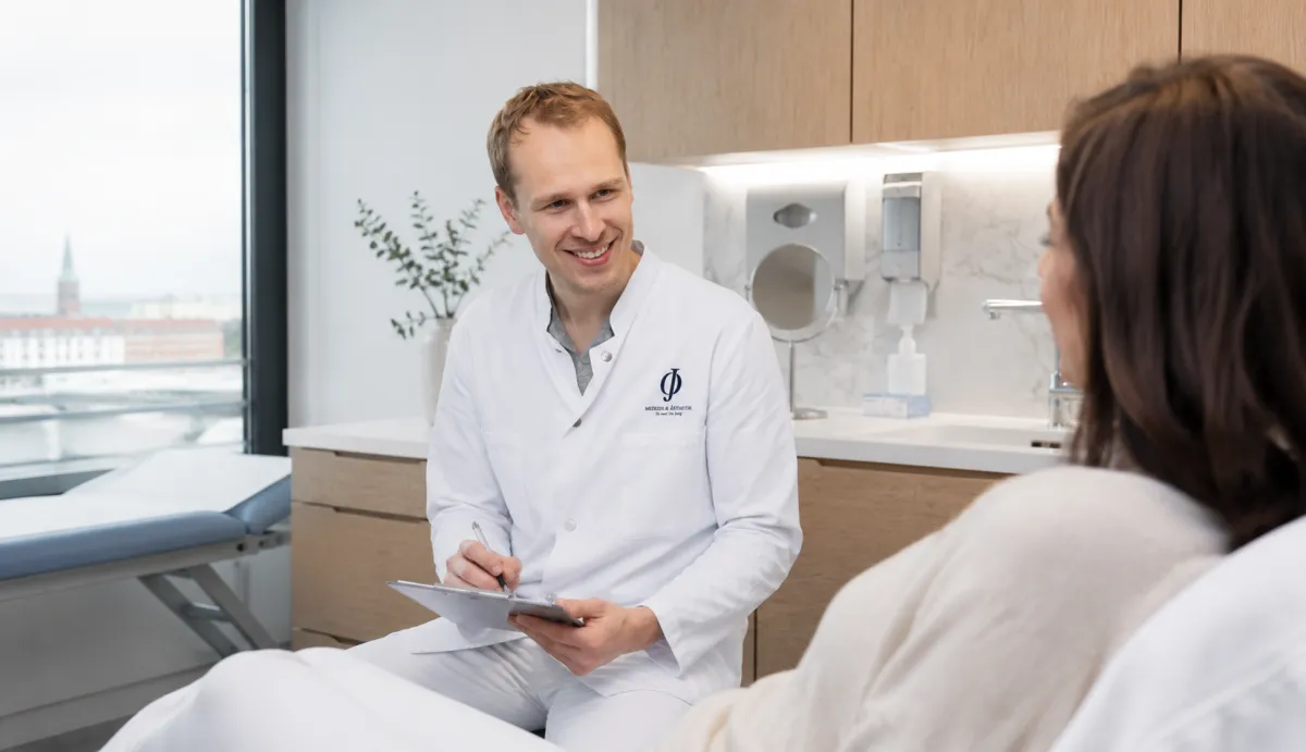 Symbolbild: Ehrliche Aufklärung zur Botox-Behandlung in Bremen bei Dr. Dr. Ole Jung